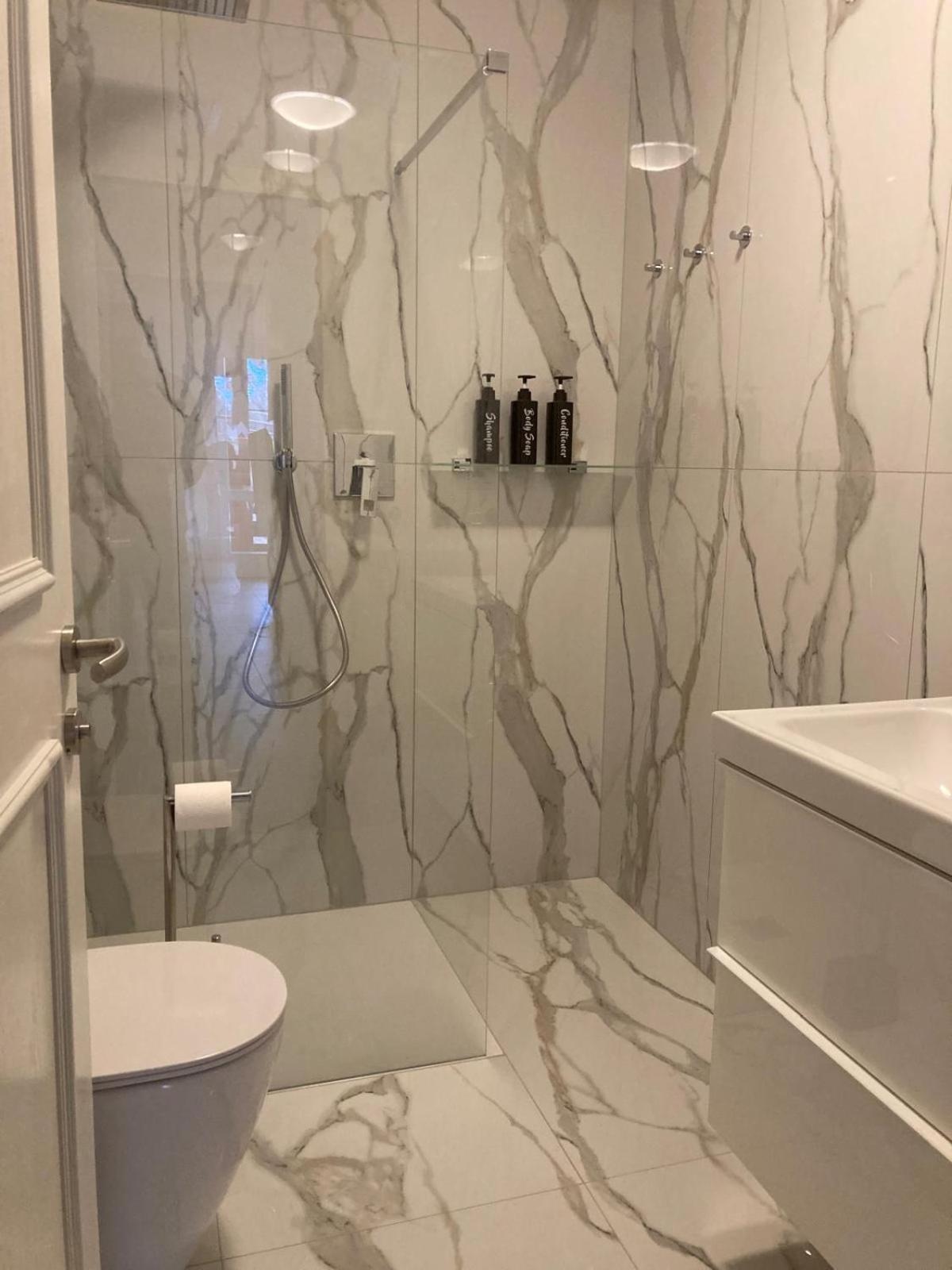 Renoviertes Apartment Mit Terrasse An Der Piste Mit Kostenlosen Wifi 카레자알라고 외부 사진